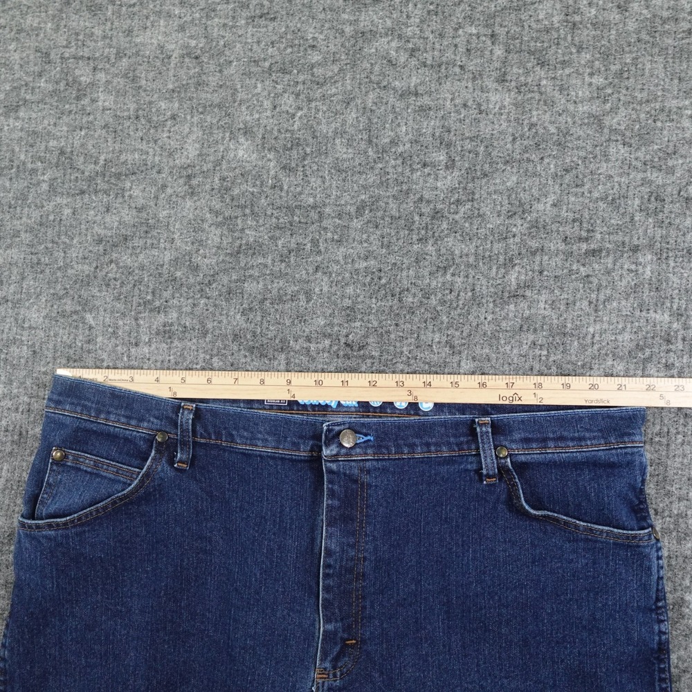Wrangler Jeans Mens 42x30 Blue 47 Regular Fit Premium Performance Cowboy Cut - Picture 10 of 11